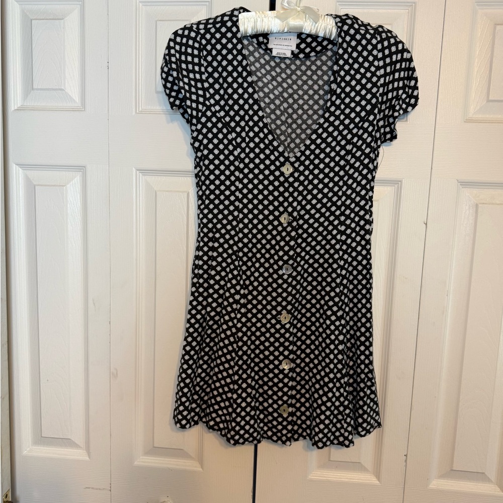 RVCA Black and White Button-Up Dress‎